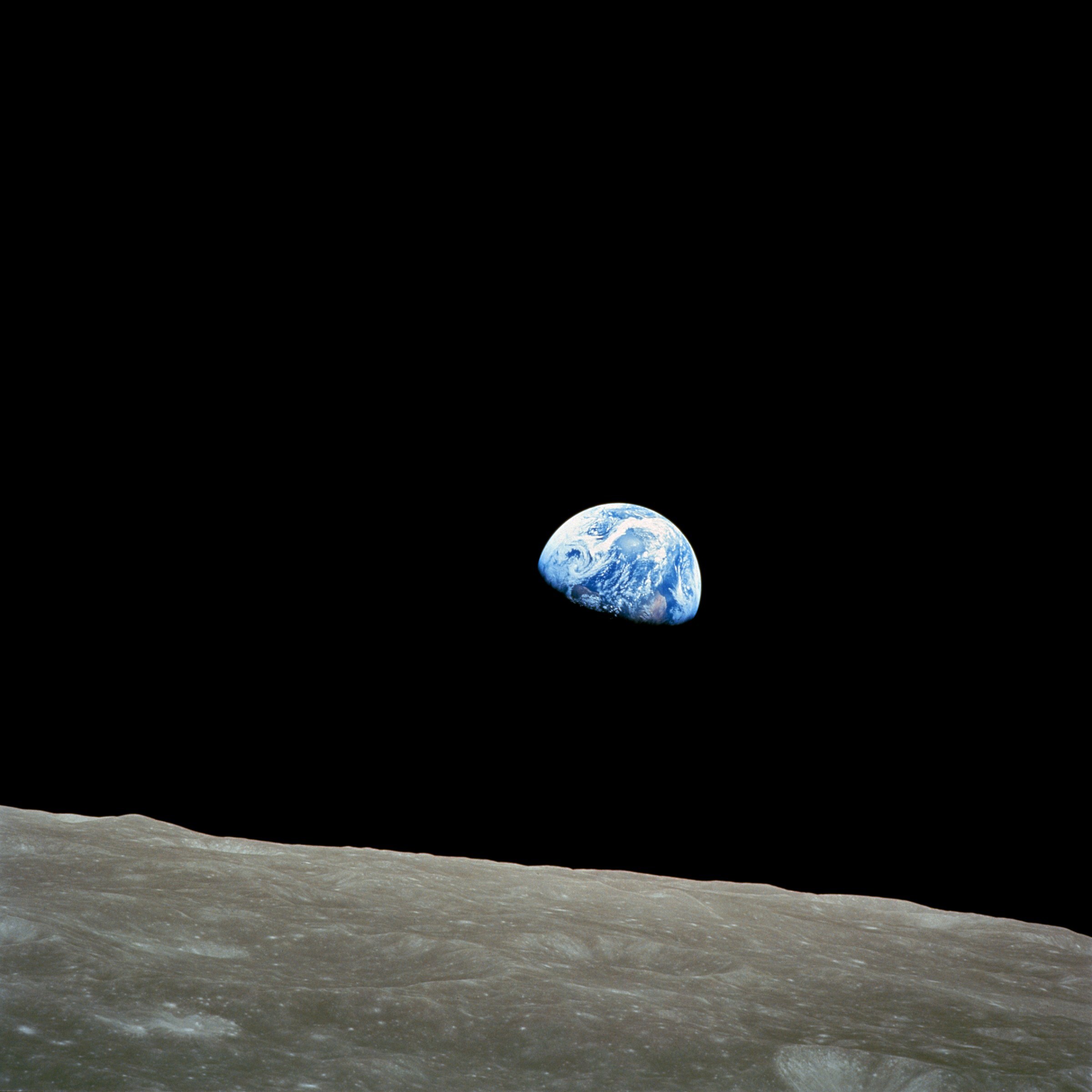 021-NASA_Apollo-8_Earthrise.jpg